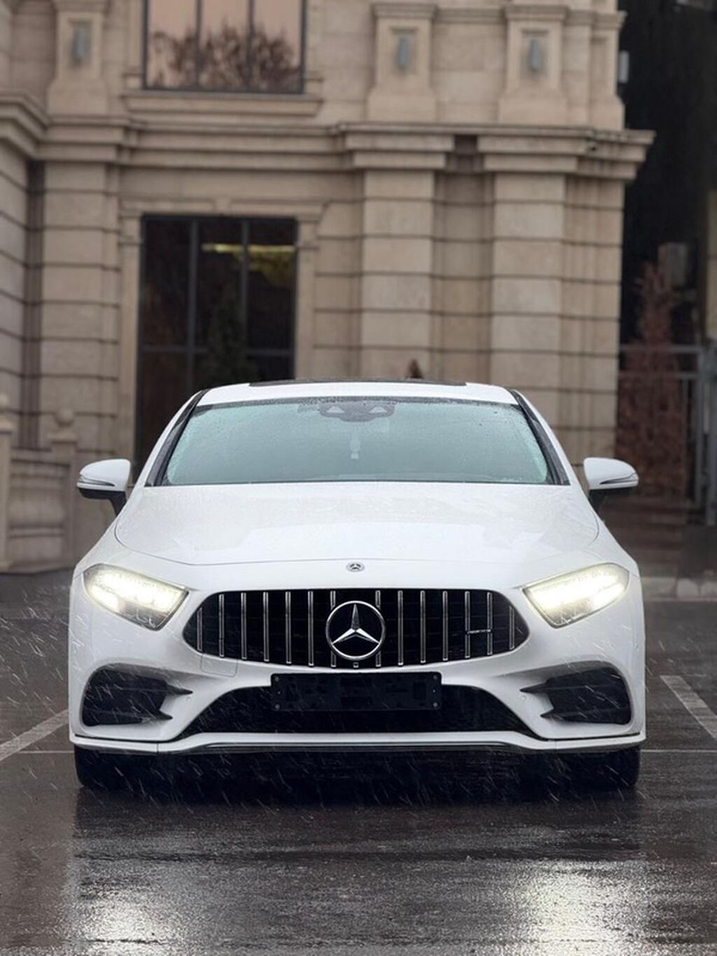 Mercedes-Benz CLS-Class