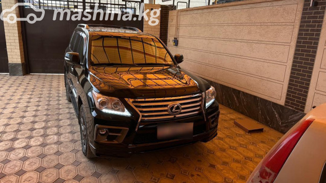 Lexus LX