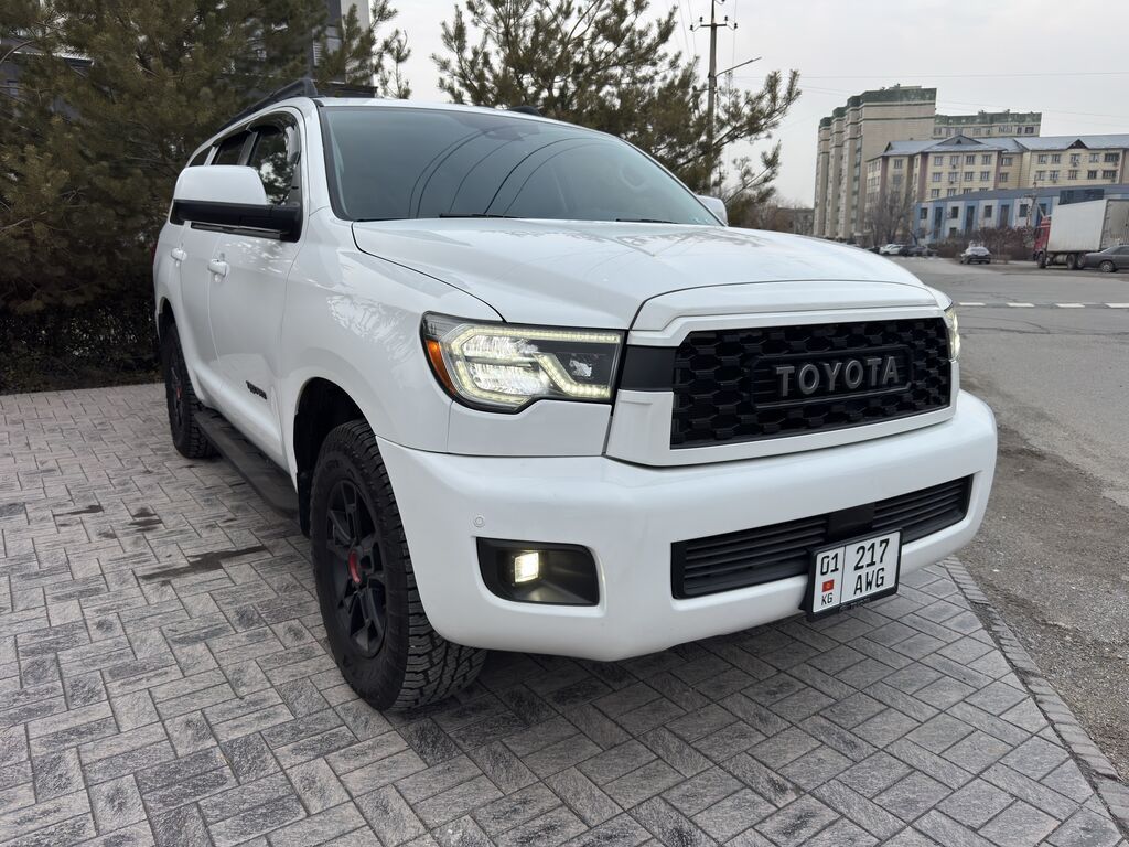 Toyota Sequoia