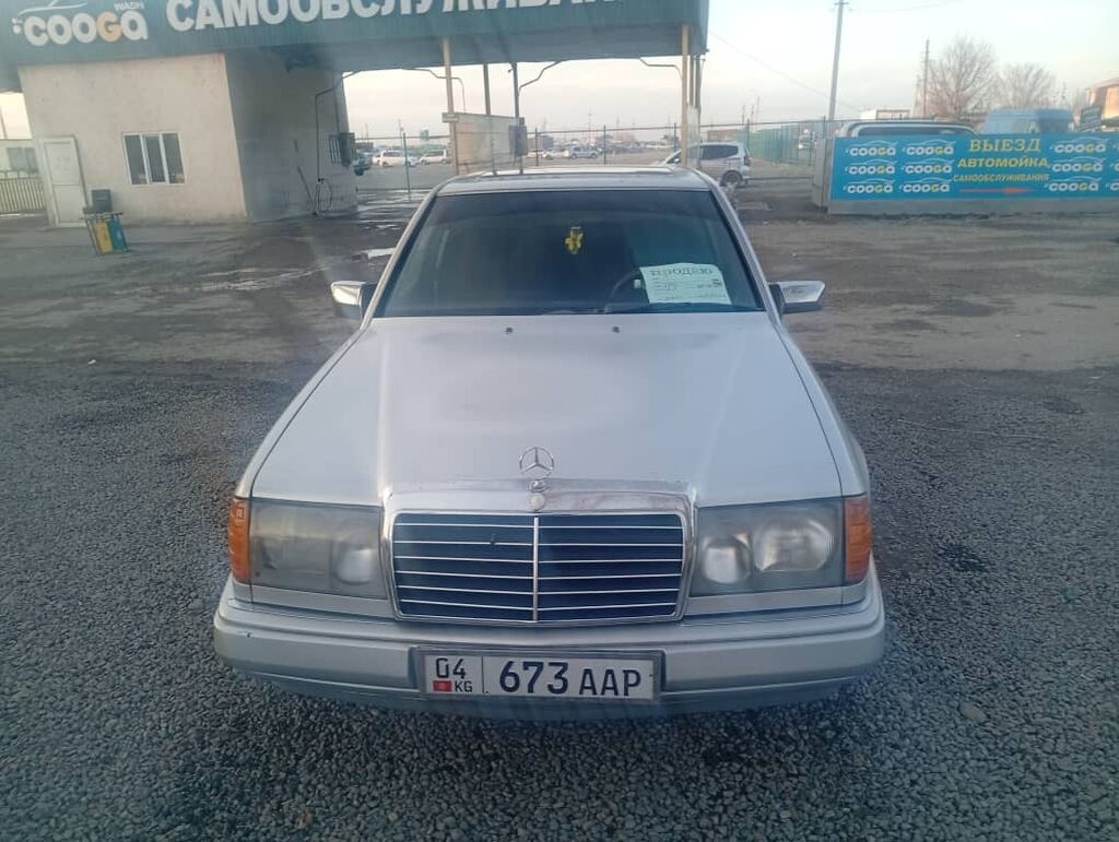 Mercedes-Benz W124