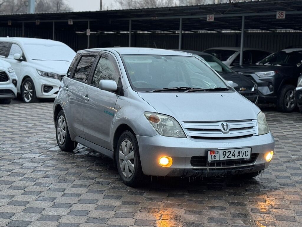 Toyota Ist