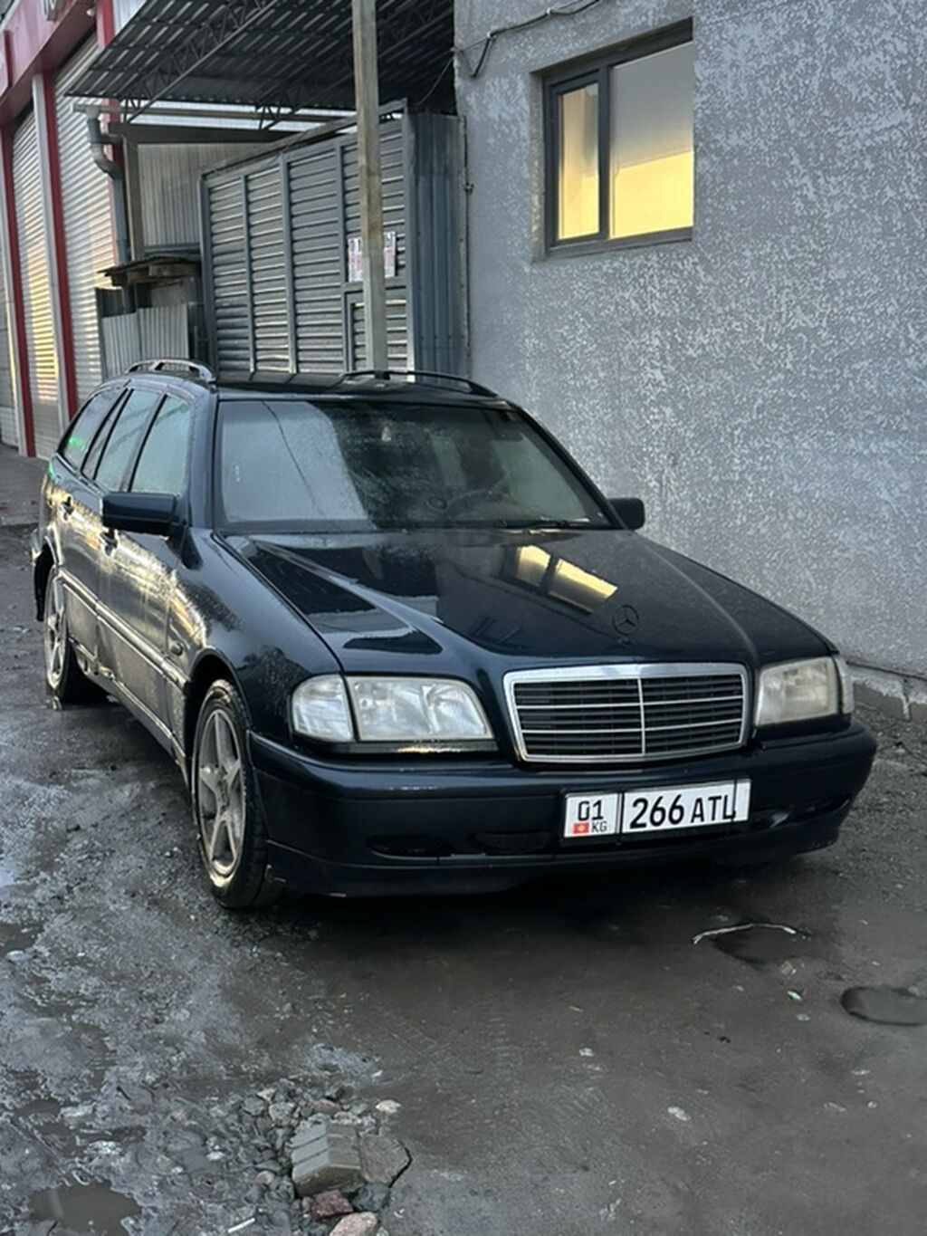 Mercedes-Benz C-Class