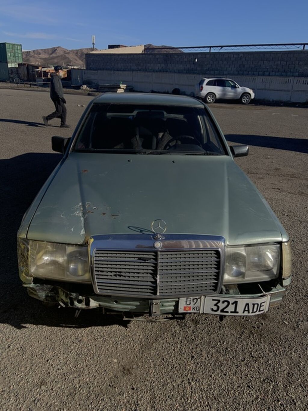 Mercedes-Benz W124