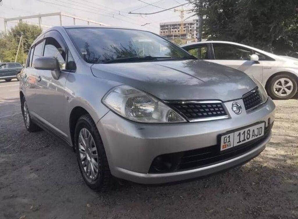 Nissan Tiida