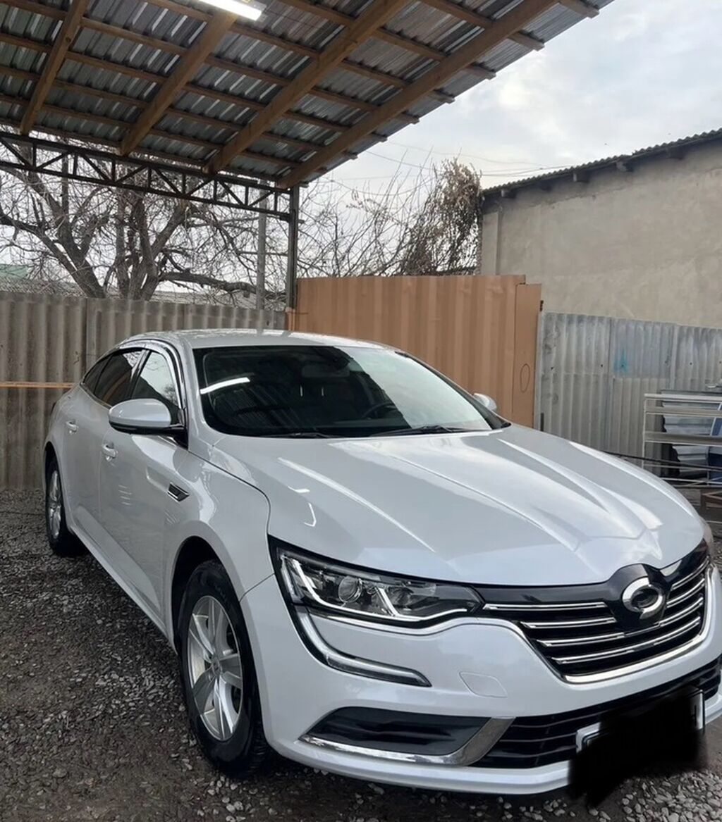 Renault SM6