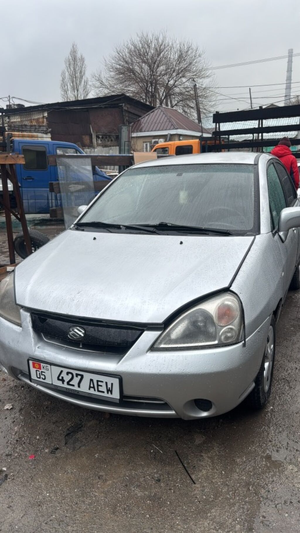 Suzuki Liana