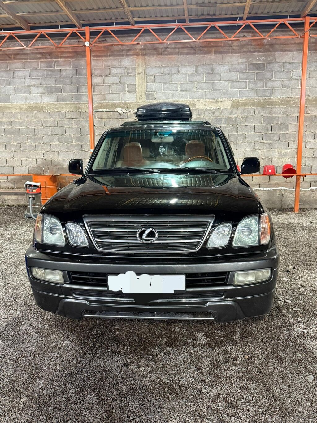 Lexus LX