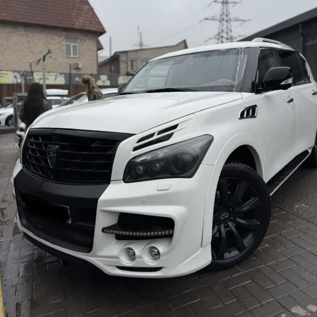 Infiniti QX56