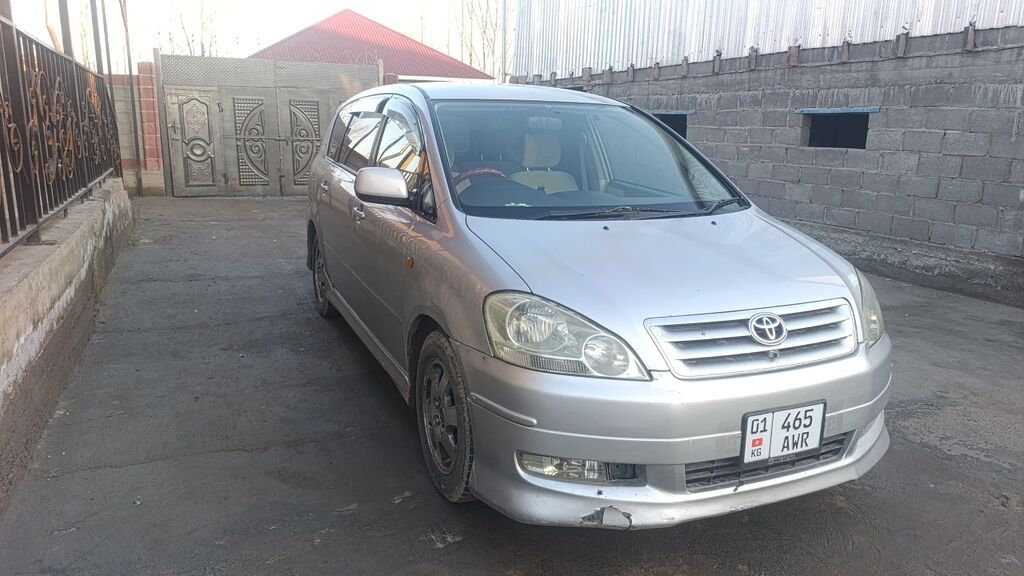 Toyota Ipsum