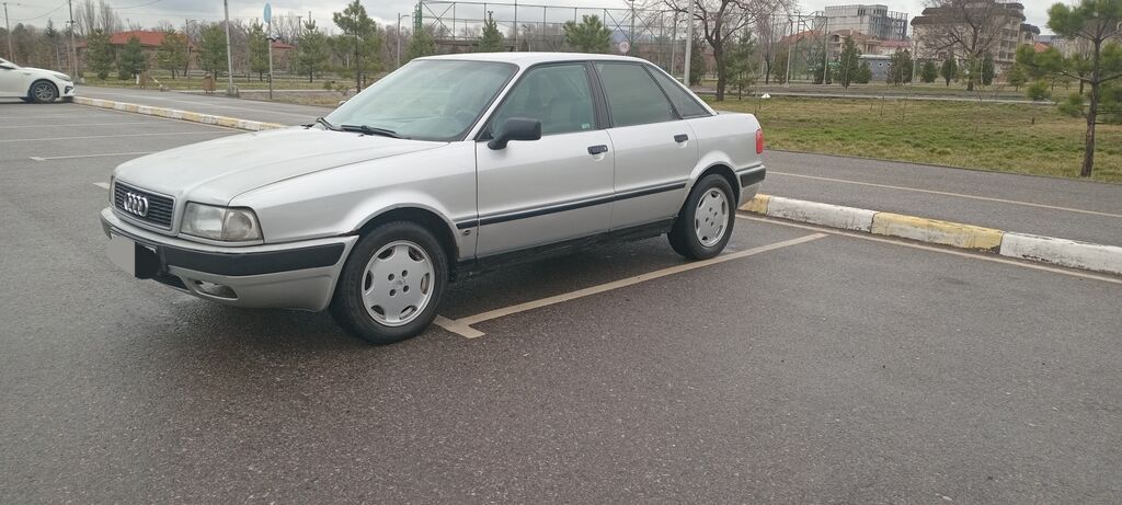 Audi 80