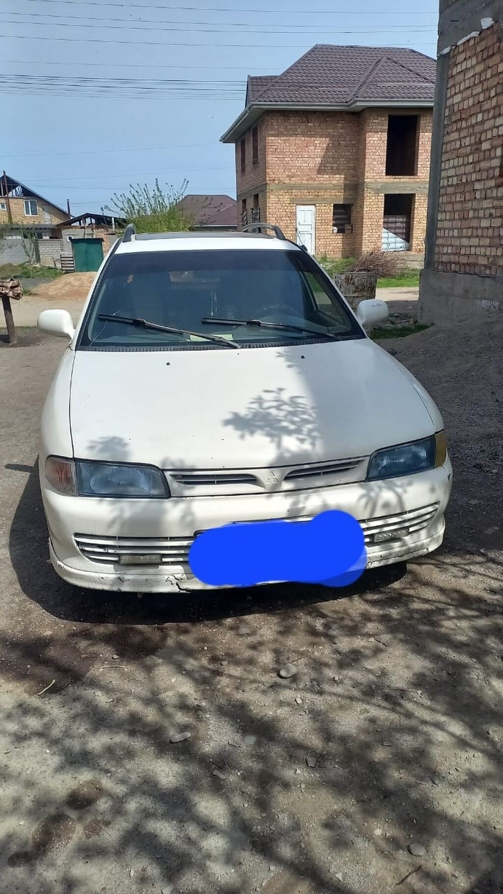 Mitsubishi Libero