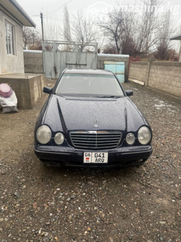 Mercedes-Benz E-Класс