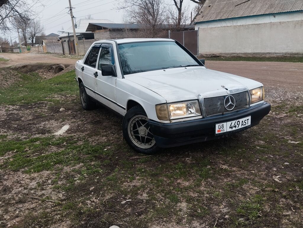 Mercedes-Benz 190