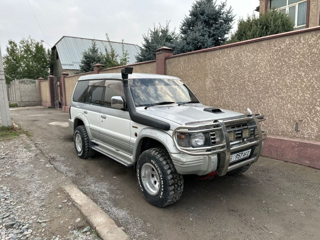 Mitsubishi Pajero
