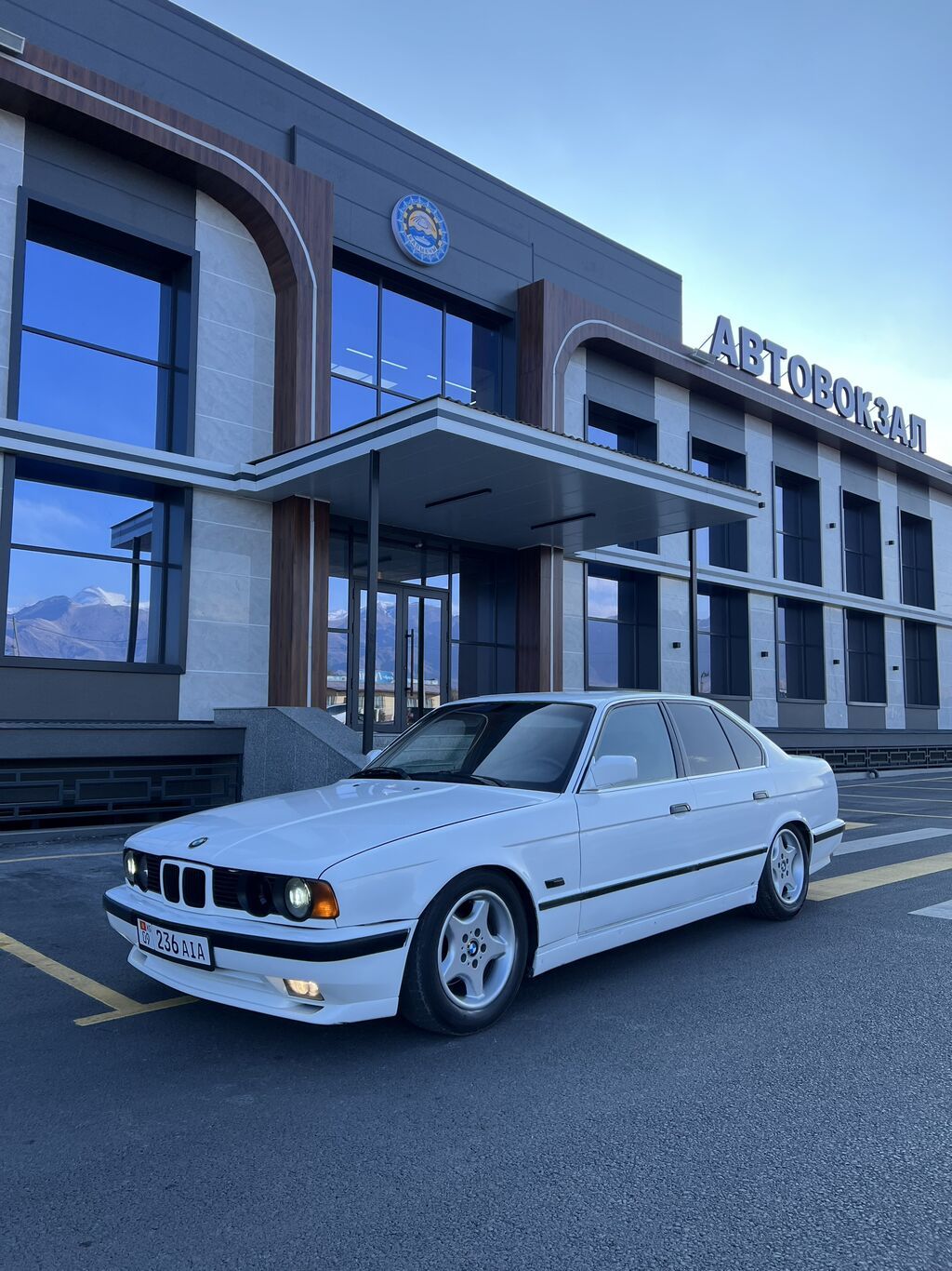 BMW 525