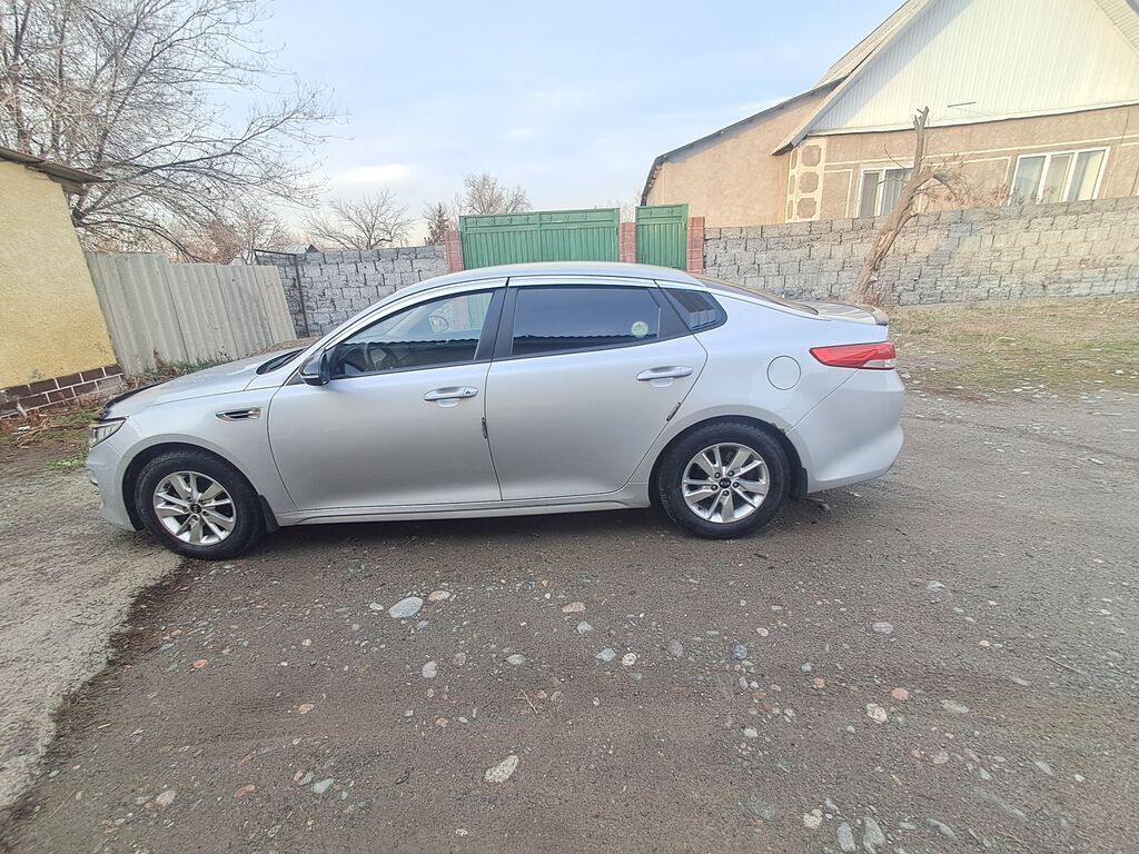 Kia K5