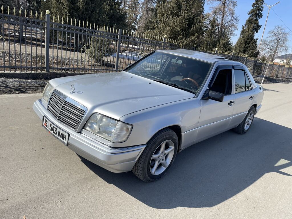 Mercedes-Benz W124