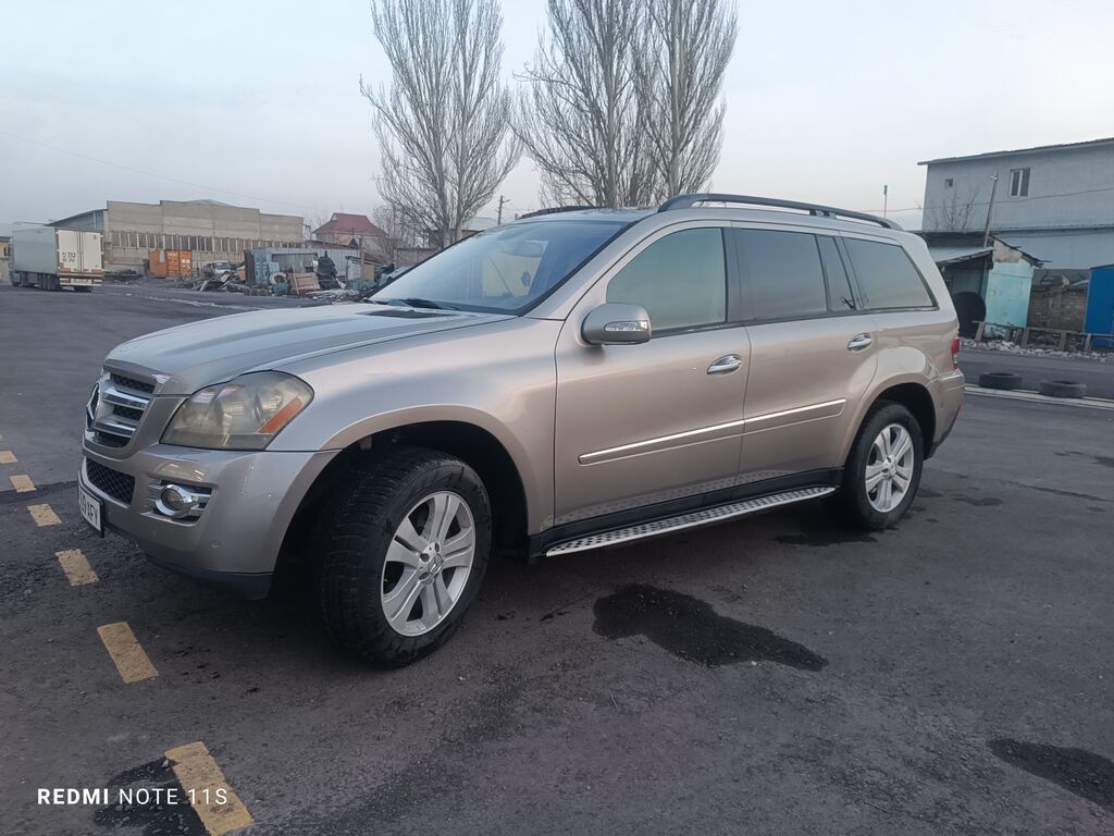 Mercedes-Benz GL-Class