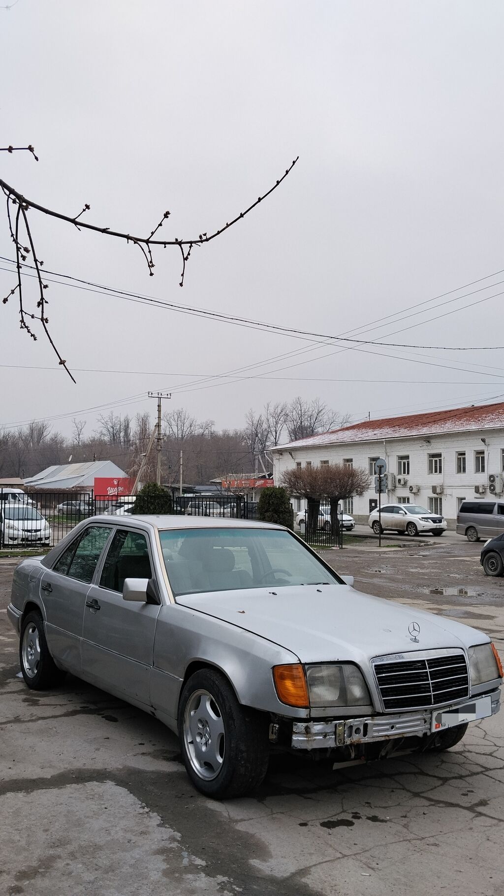 Mercedes-Benz W124