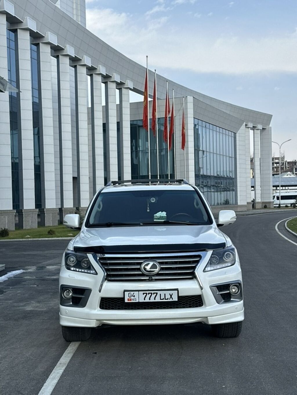 Lexus LX