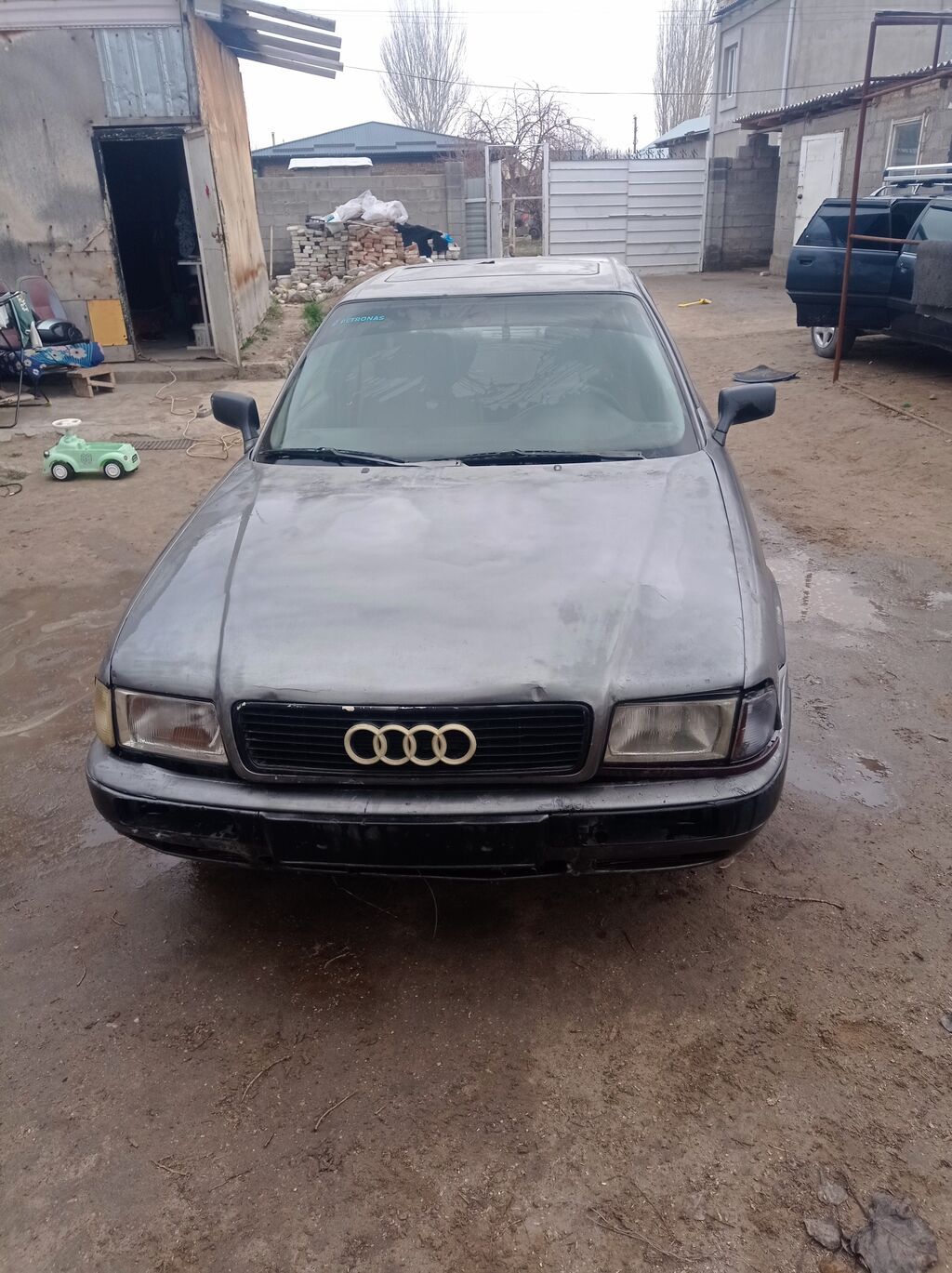Audi 90