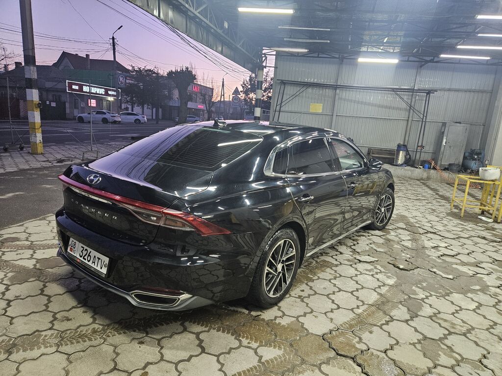 Hyundai Grandeur