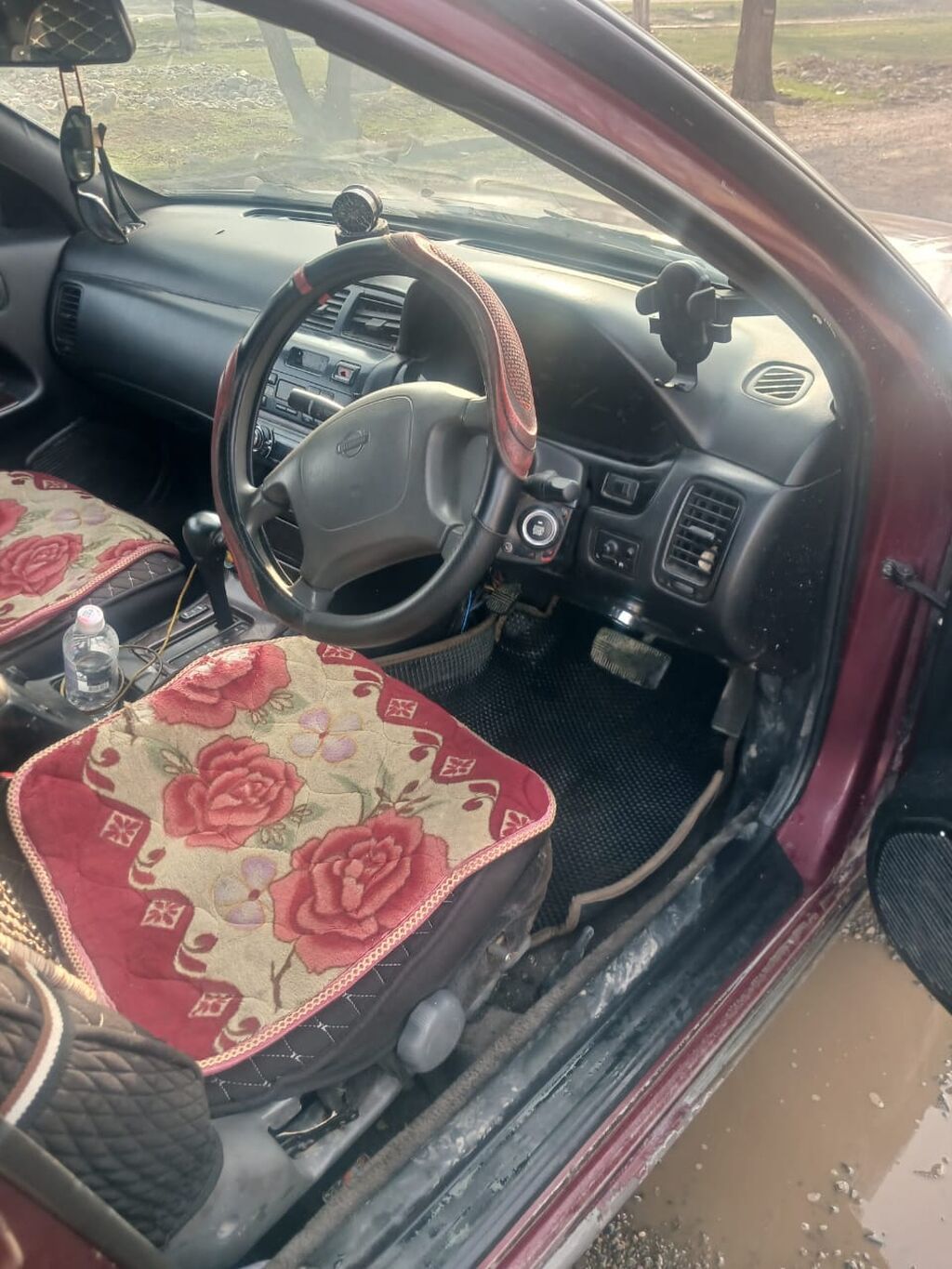 Nissan 100 NX
