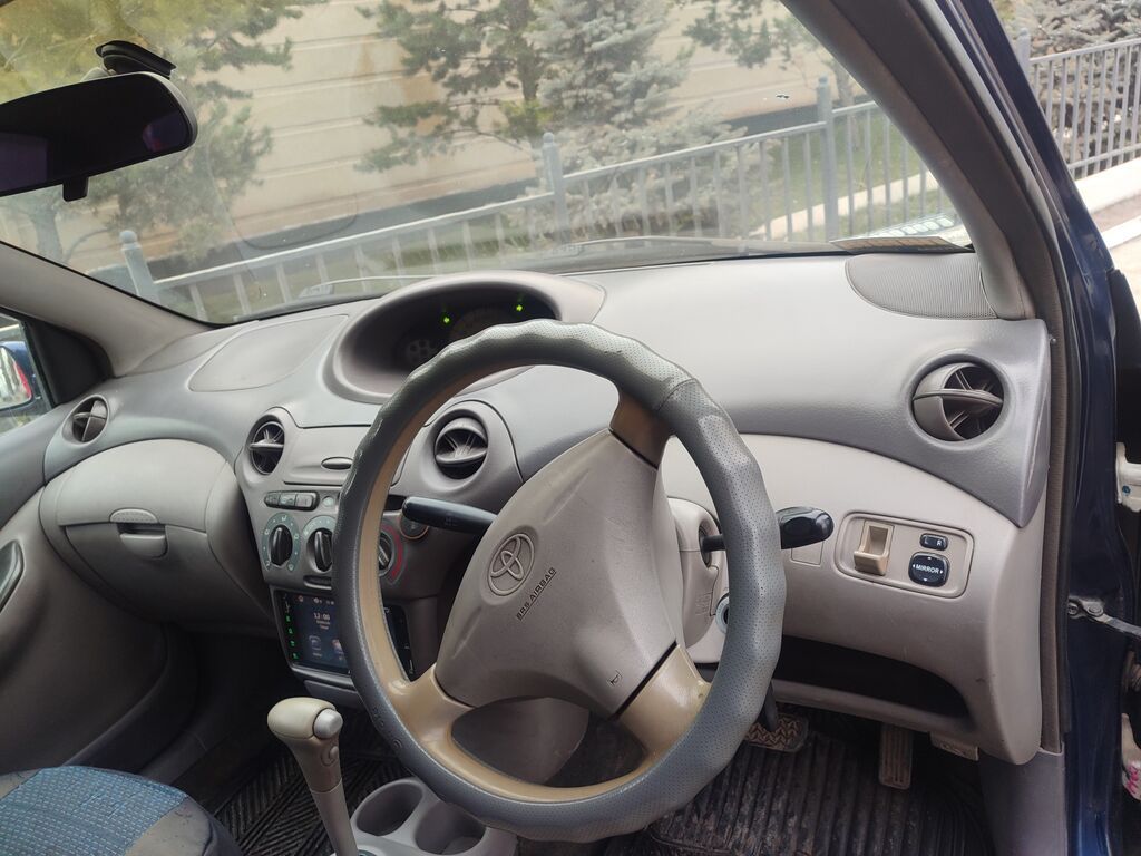 Toyota Platz
