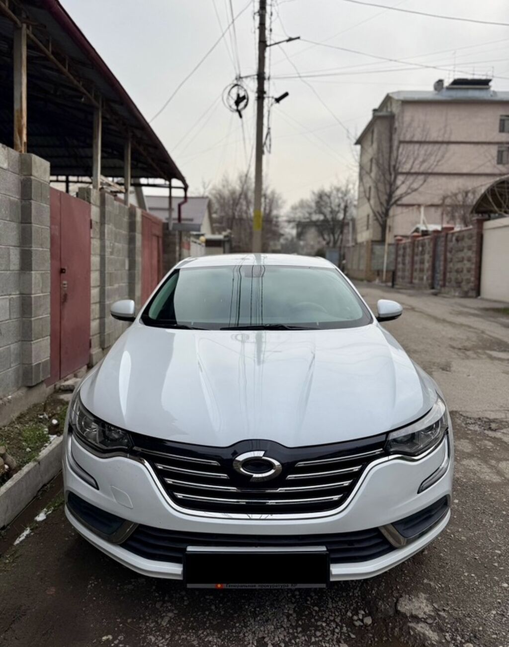 Renault SM6