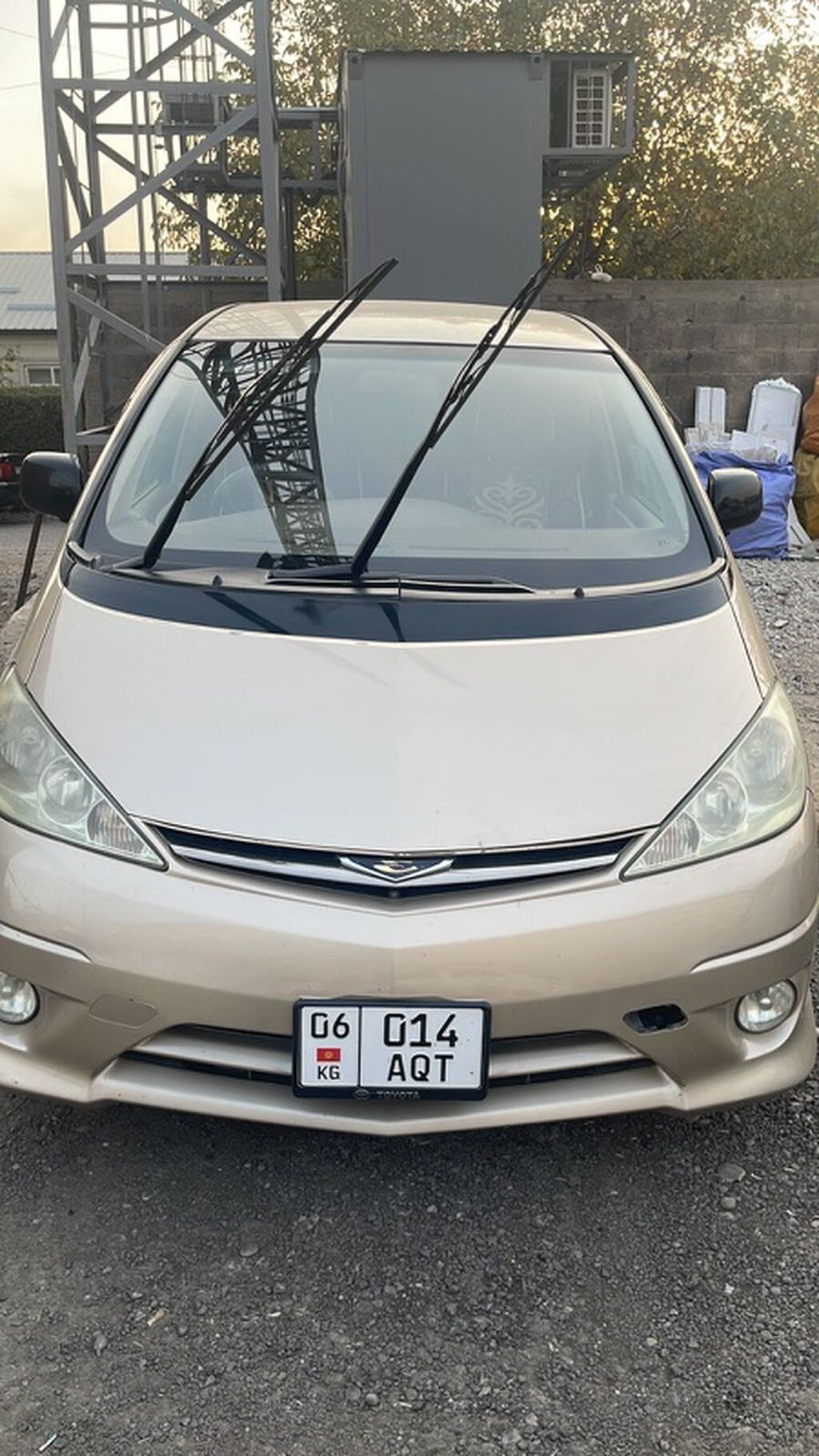 Toyota Estima
