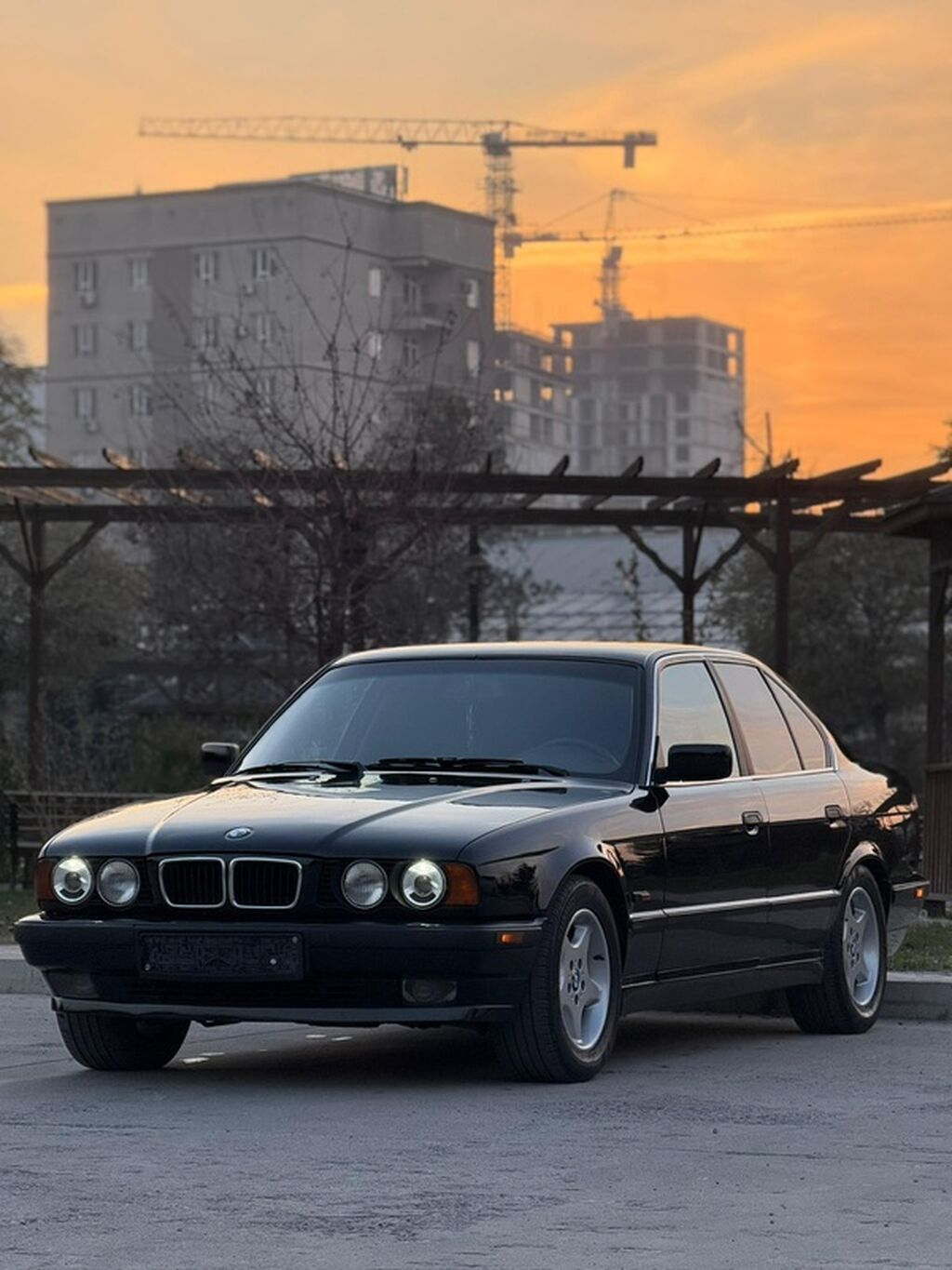 BMW 525