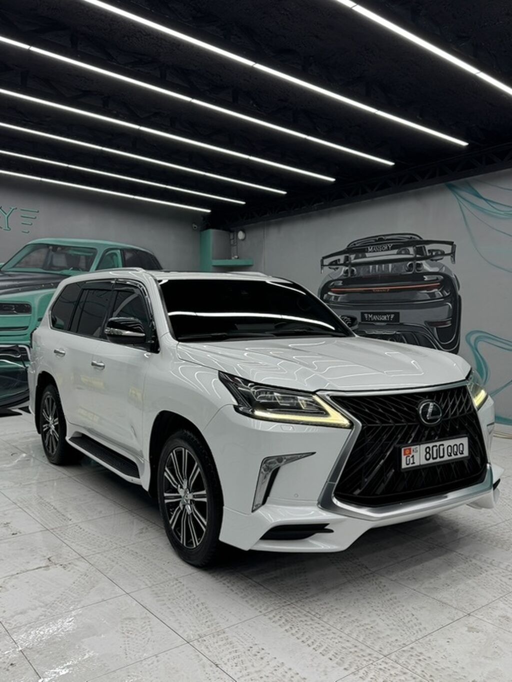 Lexus LX