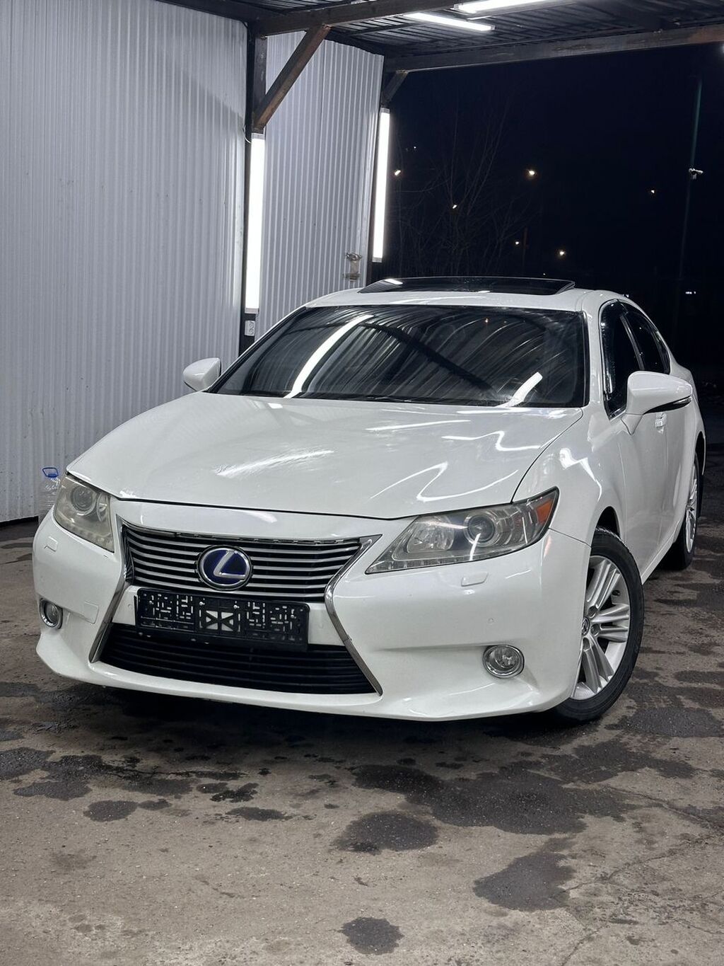 Lexus ES