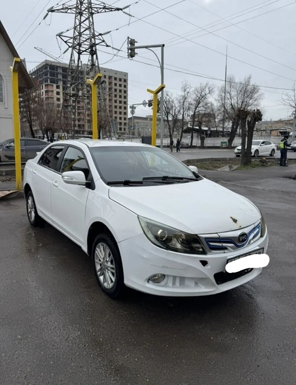 BYD E5