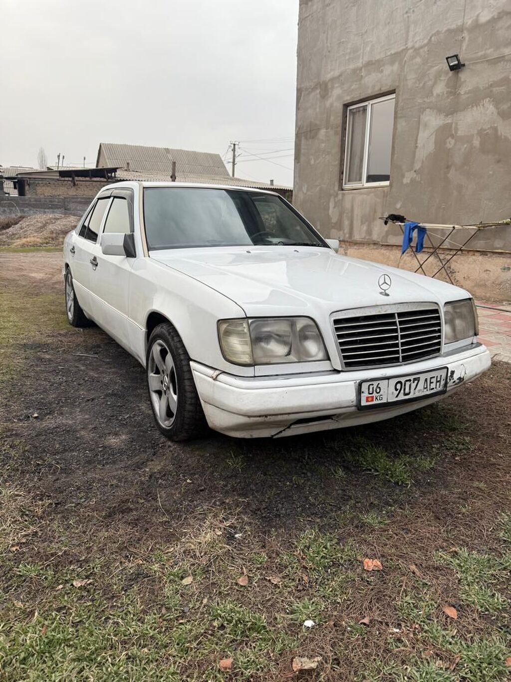 Mercedes-Benz W124