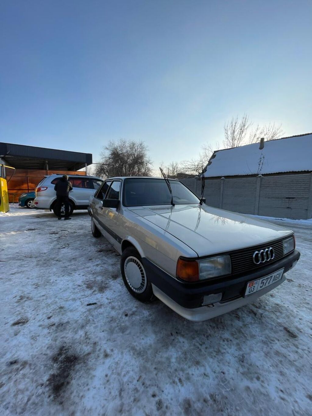 Audi 80