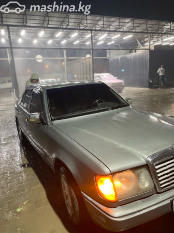 Mercedes-Benz W124