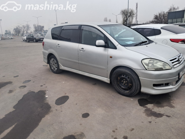 Toyota Ipsum