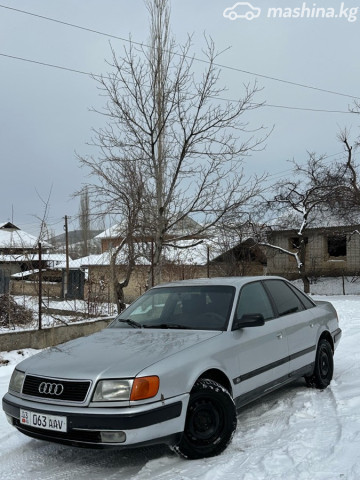 Audi 100