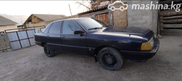 Audi 100
