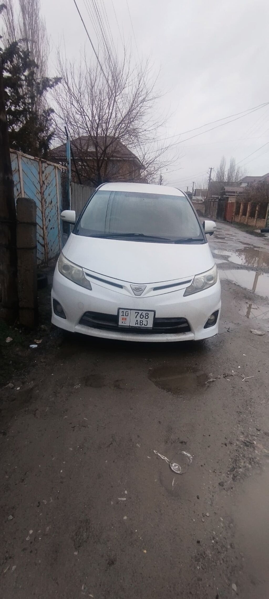 Toyota Estima