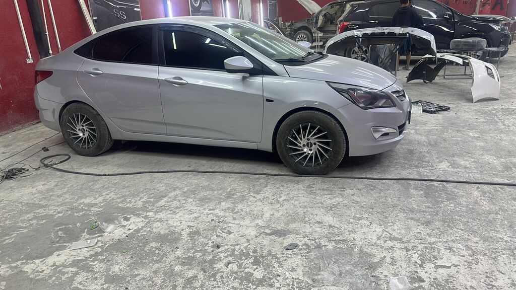 Hyundai Solaris