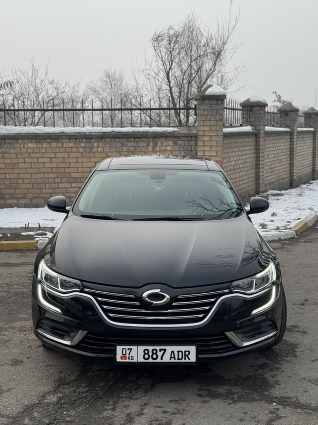 Renault SM6