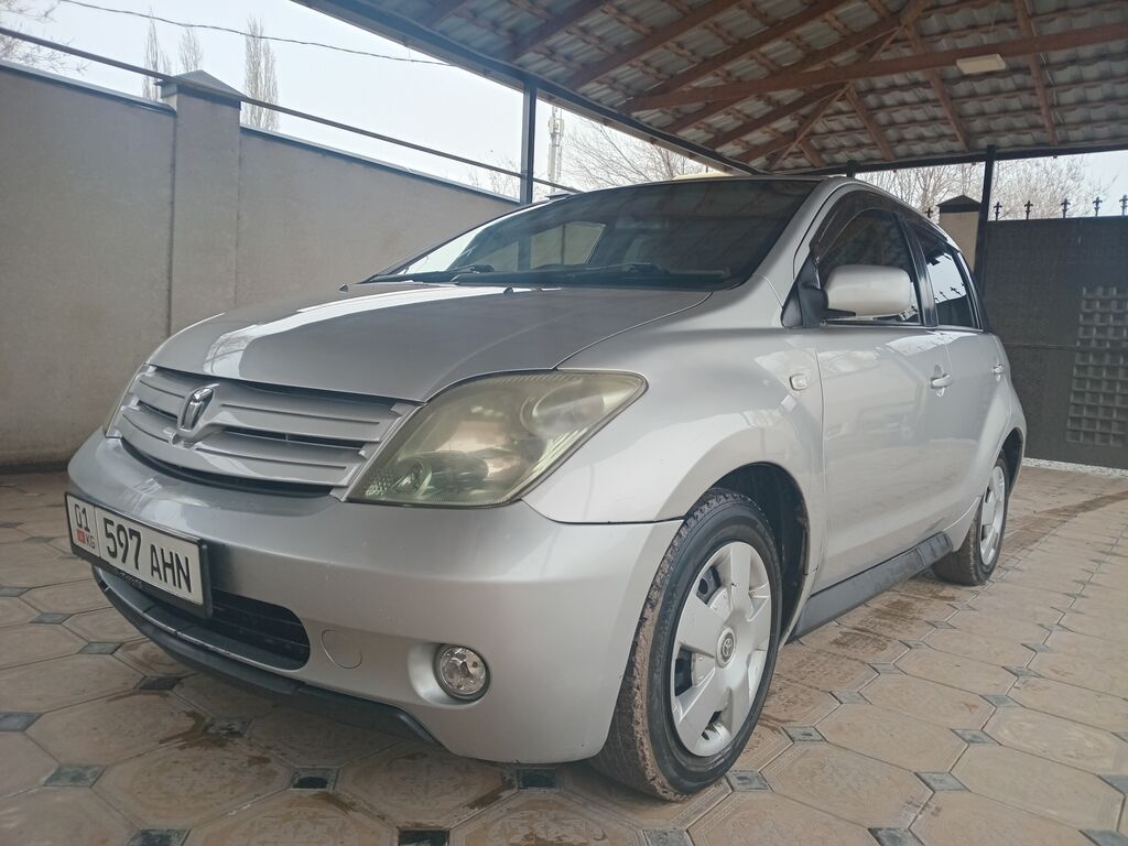 Toyota Ist