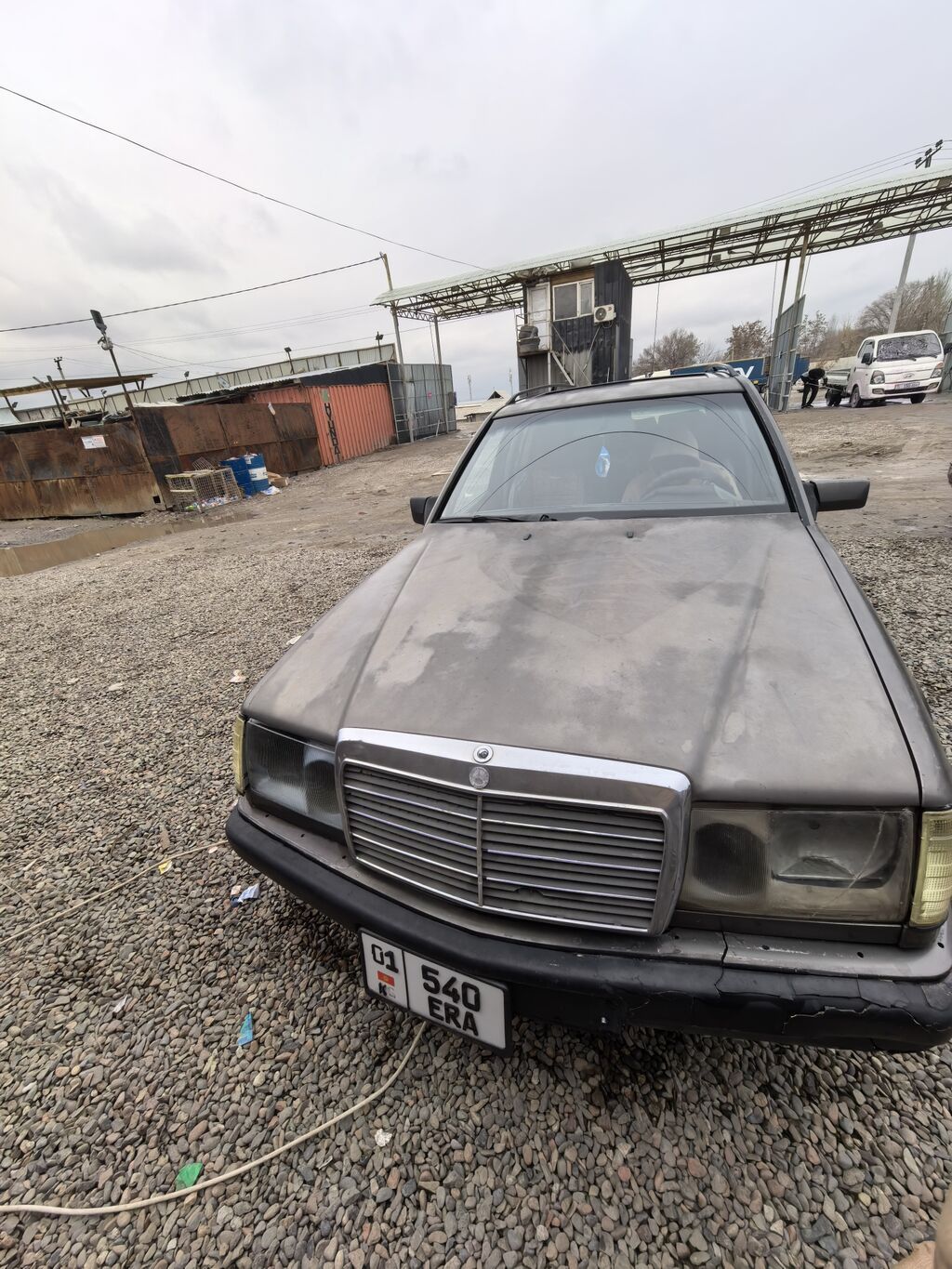 Mercedes-Benz W124