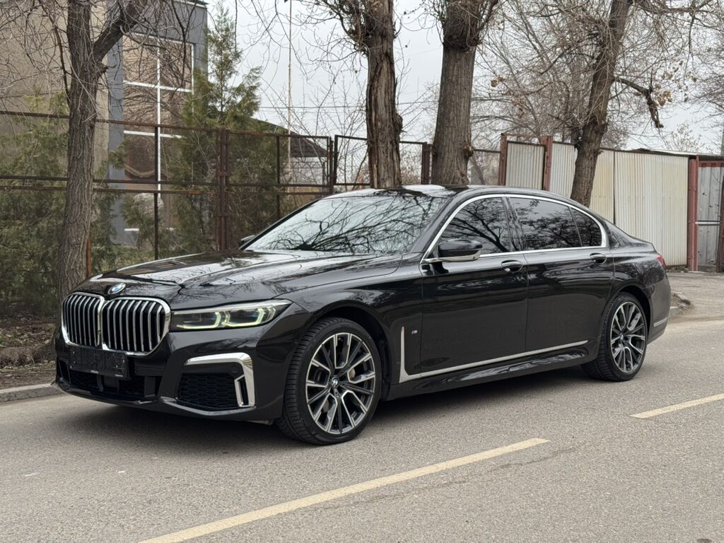 BMW 740