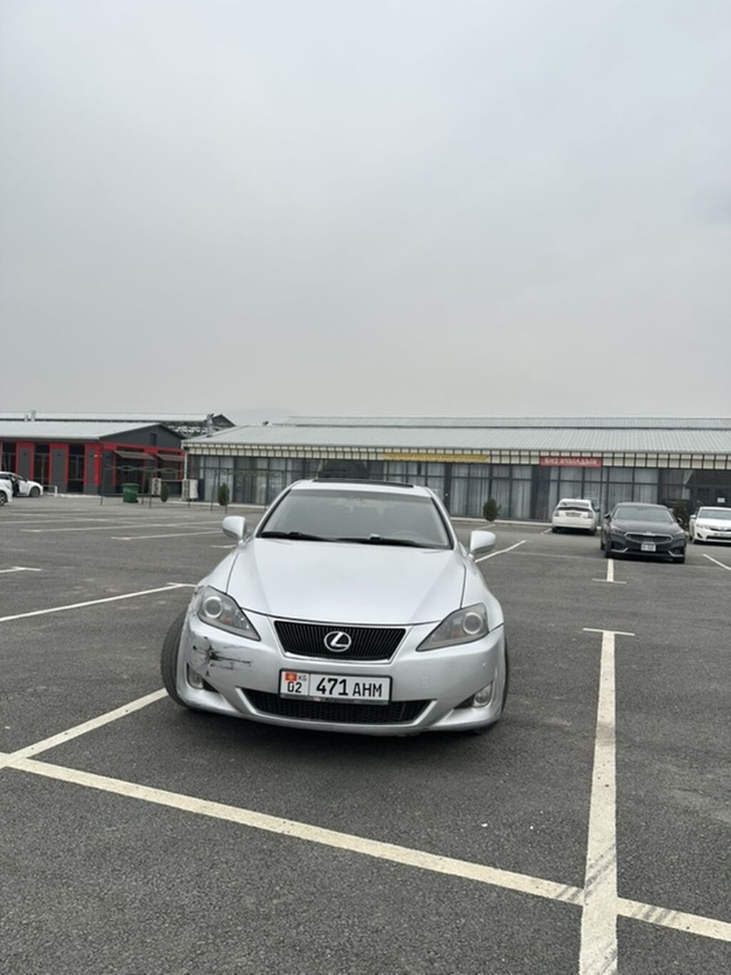 Lexus IS