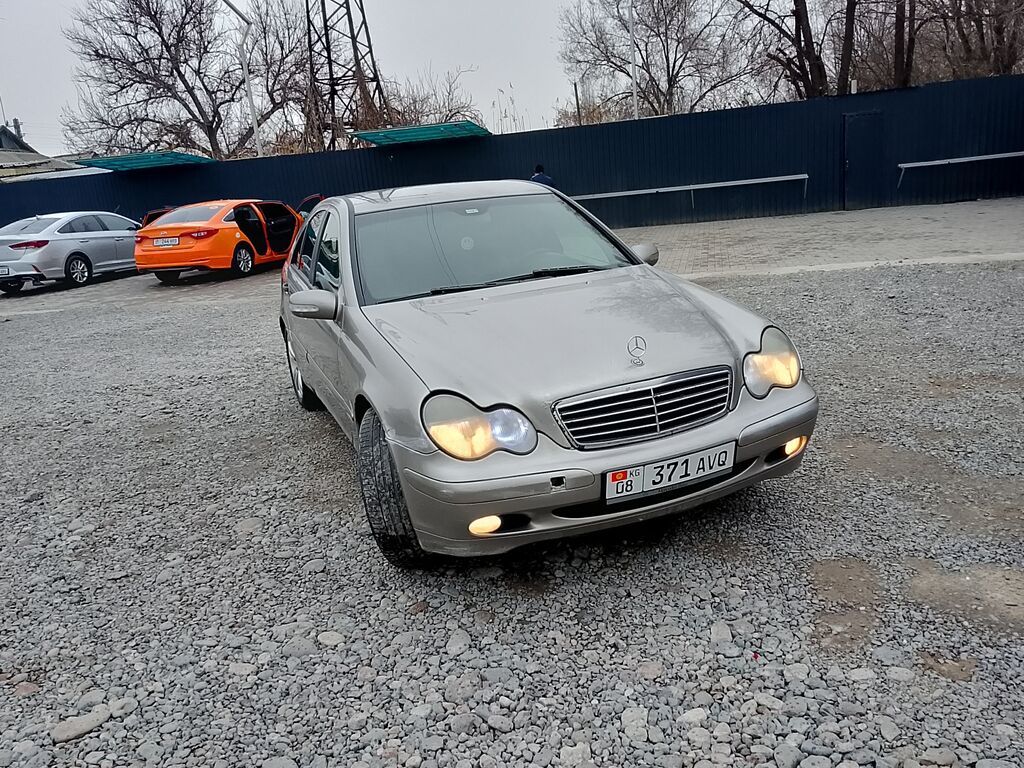 Mercedes-Benz C-Class