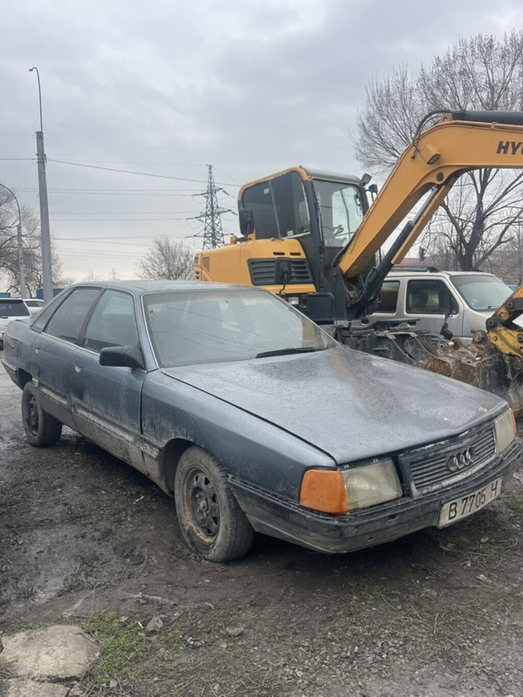 Audi 100
