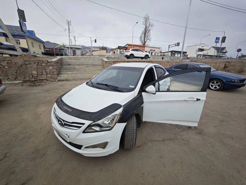 Hyundai Solaris